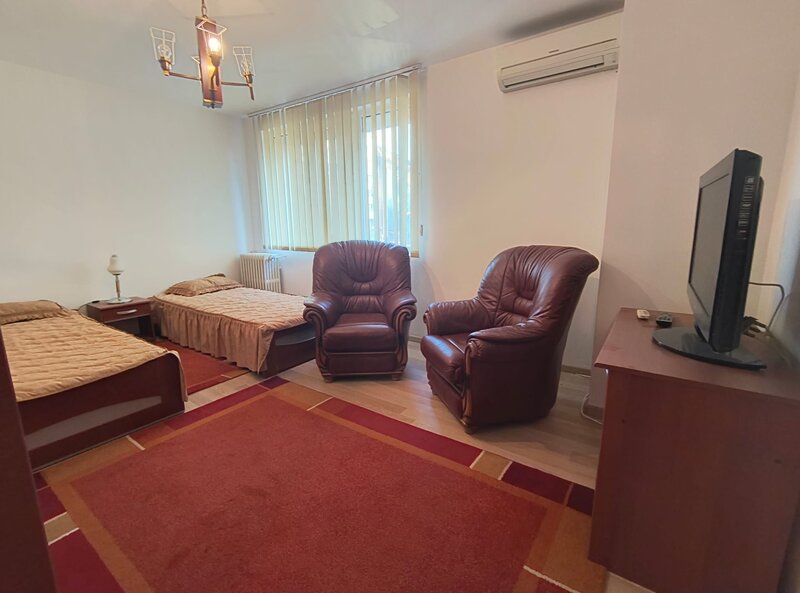 1 Mai Metrou- Piata Chibrit- Calea Grivitei