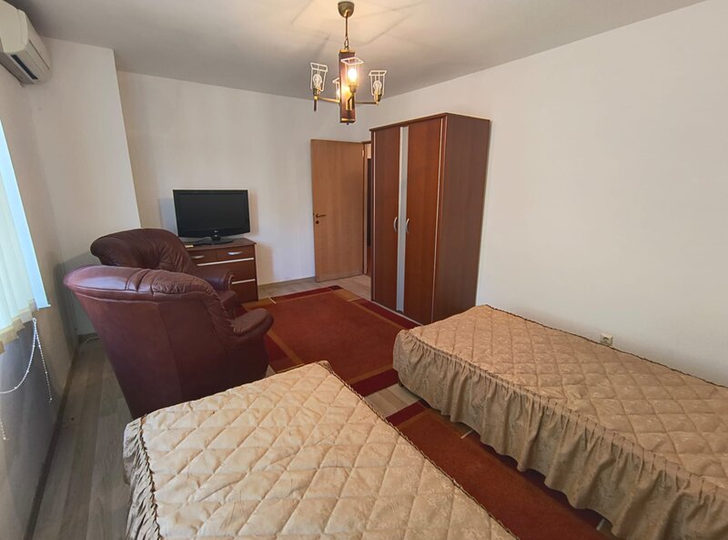 1 Mai Metrou- Piata Chibrit- Calea Grivitei